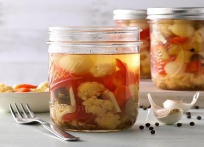 2 طرز تهیه شور گل کلم رستورانی فوری و با آب گوجه